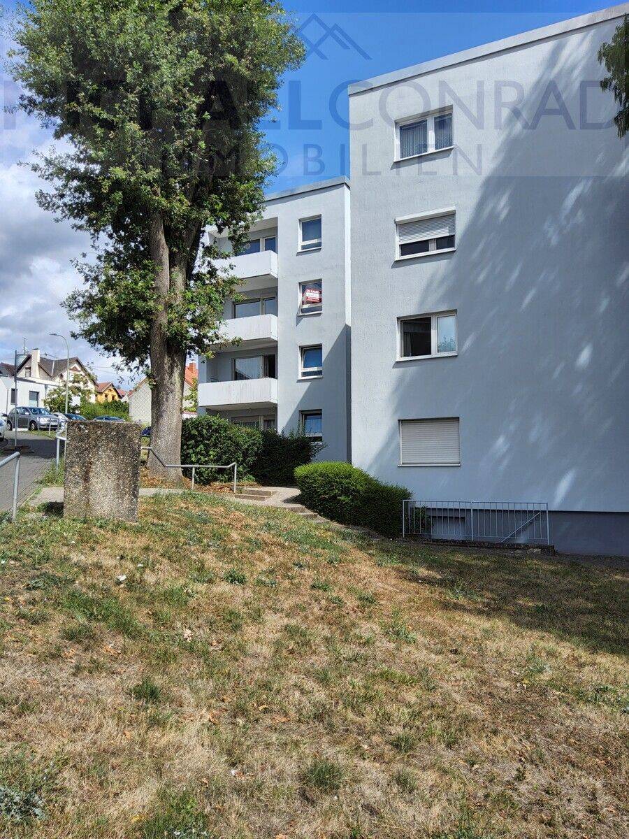 Investoren-Chance & Selbstnutzer-Traum: 3-Zimmer-Sanierungsobjekt in Sulzbach mit Loggia, 66280 Sulzbach/Saar