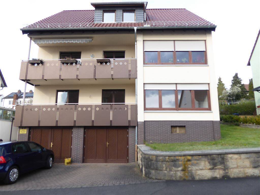 Fulda -citynah! Charmante 4-Zimmer-Dachgeschosswohnung mit Garage und tollem Panoramablick, 36037 Fulda