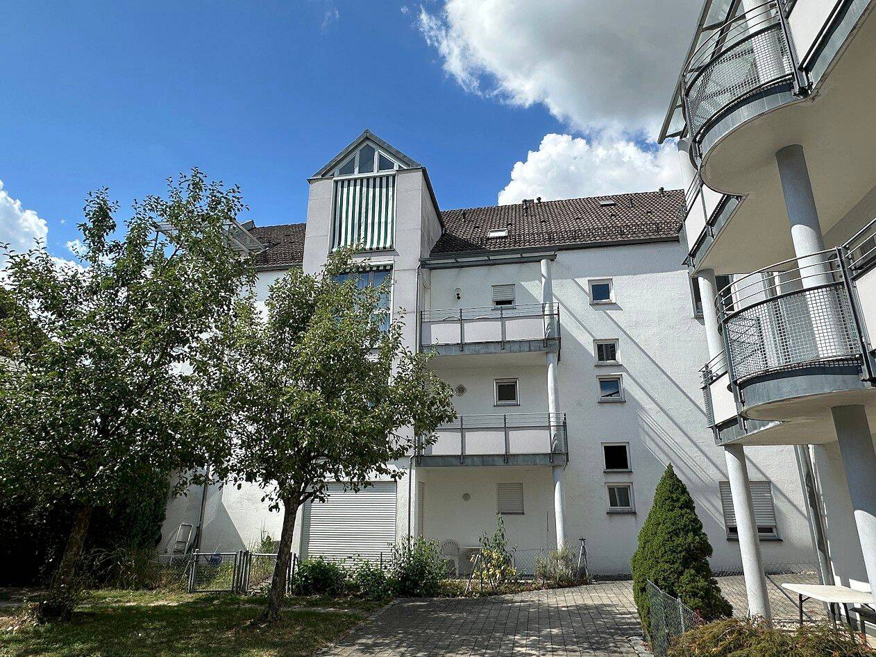 1-Zimmer-Appartement in zentraler Lage von Burghausen mit TG-Stellplatz, 84489 Burghausen