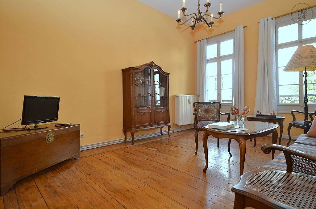 Gemütliche möblierte 2,5-Zimmer Wohnung mit Balkon und Internet in Wiesbaden City, 65183 Wiesbaden (Wiesbaden)