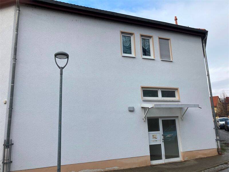 Geräumige 3-Raum Wohnung in Roßleben zu vermieten!, 6571 Roßleben-Wiehe