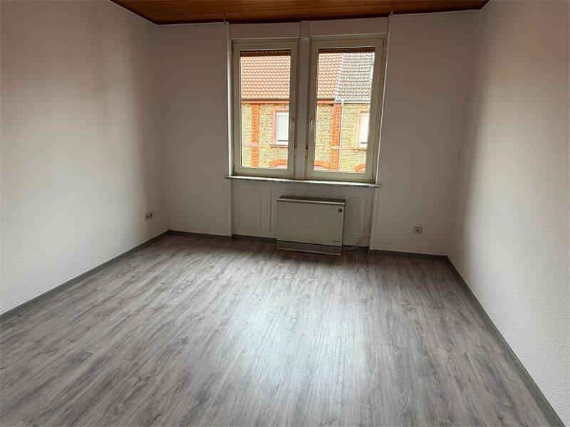 +++ AB SOFORT FREI! FRISCH RENOVIERTE 2 ZKB – ETW IN LU.-FRIESENHEIM ZU VERMIETEN +++, 67063 Ludwigshafen am Rhein (Friesenheim/Nord)
