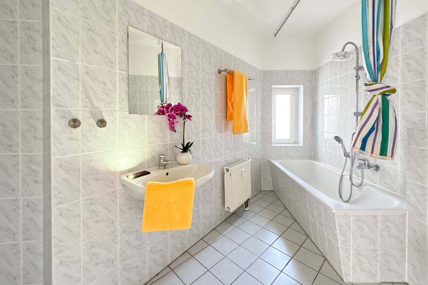 +++2 Zimmer, Küche, Bad und Balkon suchen neuen Mieter+++, 39106 Magdeburg (Alte Neustadt)