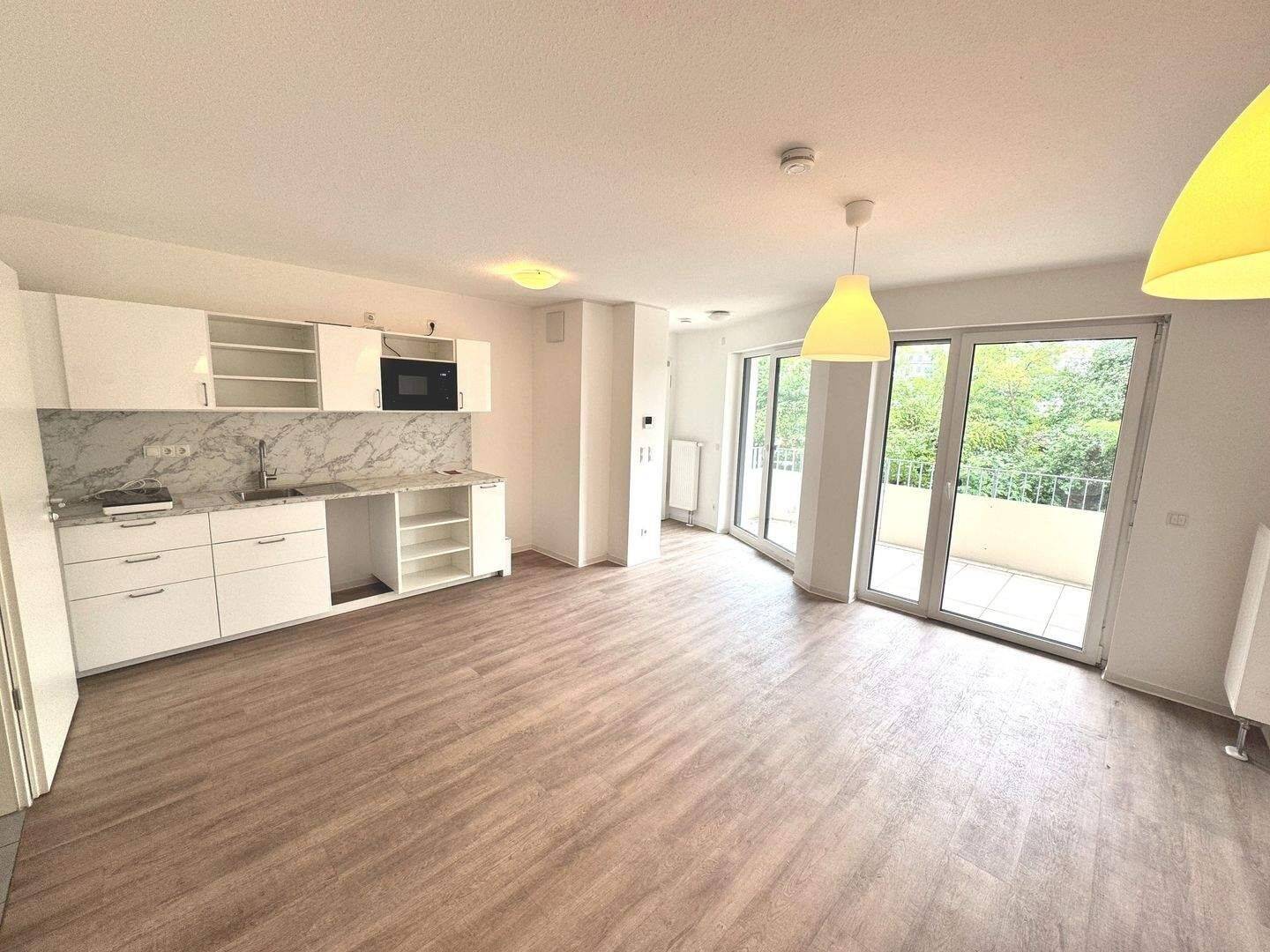 Barrierefreie 1,5 Zi-Whg für Senioren mit Balkon und Servicekonzept, 90443 Nürnberg
