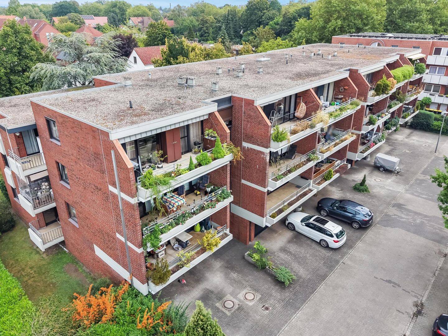 Lichtdurchflutete Erdgeschosswohnung mit Fußbodenheizung, großem Balkon und Stellplatz, 33334 Gütersloh