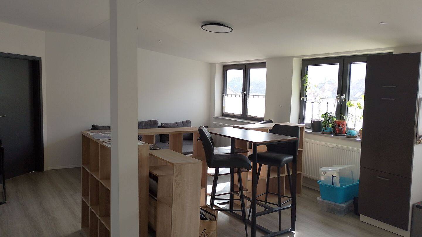 Helle 2-Zimmer Dachgeschosswohnung in Sulzbach-Rosenberg, 92237 Sulzbach-Rosenberg