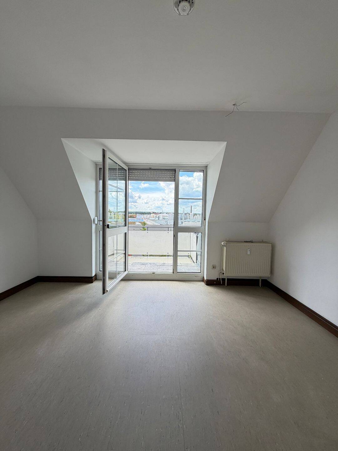 Öffentlich geförderte 3-Zimmer-Wohnung mit Balkon im Dreifaltigkeitsviertel, 92224 Amberg