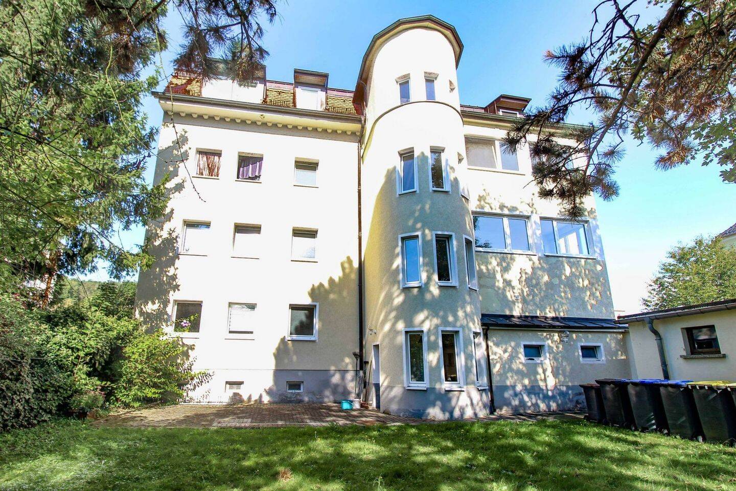 Tolles Mehrfamilienhaus in Gera, vermietet, gepflegter Zustand, 7548 Gera