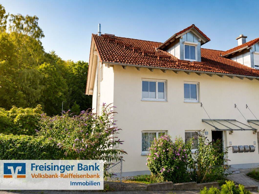 Moderne 3- bis 4-Zimmer-Maisonette-Wohnung mit Sauna & Kaminoption in Top-Lage von Dingolfing, 84130 Dingolfing