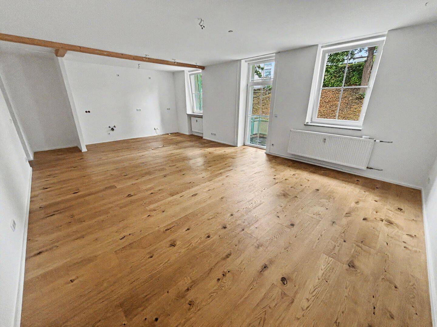 Neuwertige 4-Zimmer-Erdgeschoss-Wohnung mit Balkon und Stellplatz in Treuchtlingen, 91757 Treuchtlingen