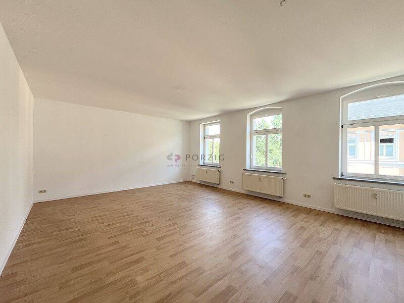 Viel Platz für die Familie – großzügige Wohnung mit Sonnenbalkon, 9111 Chemnitz (Altchemnitz Schloßchemnitz Zentrum)