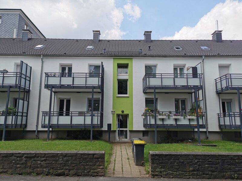 Frisch renovierte 2-Zi.-Whg. mit neuem Tageslichtbad und Balkon, 42279 Wuppertal (Barmen Stadt Sprockhövel)