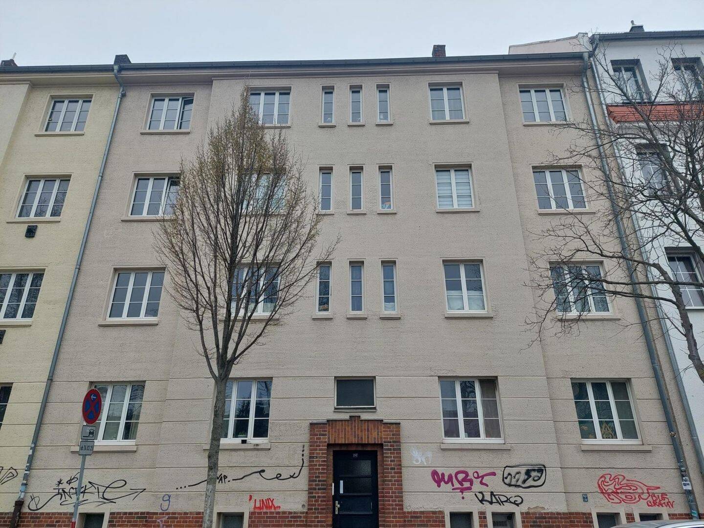 Kleine gemütliche 2 Zimmerwohnung mit Balkon und Wannenbad, 4315 Leipzig (Neustadt-Neuschönefeld Sellerhausen-Stünz Volkmarsdorf)