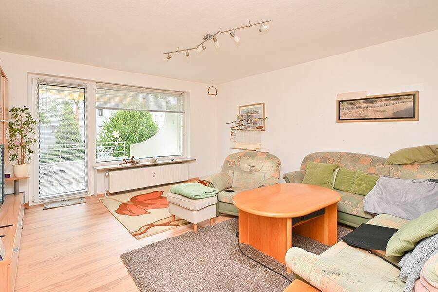 Laatzen: Charmante 3-Zimmer-Wohnung mit Balkon!, 30880 Laatzen