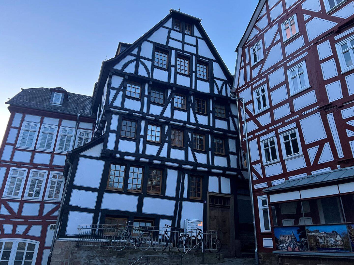 In der Marburger Oberstadt: Gemütliches 1 Zimmer-Apartment in einem denkmalgeschützten Altbau, 35037 Marburg
