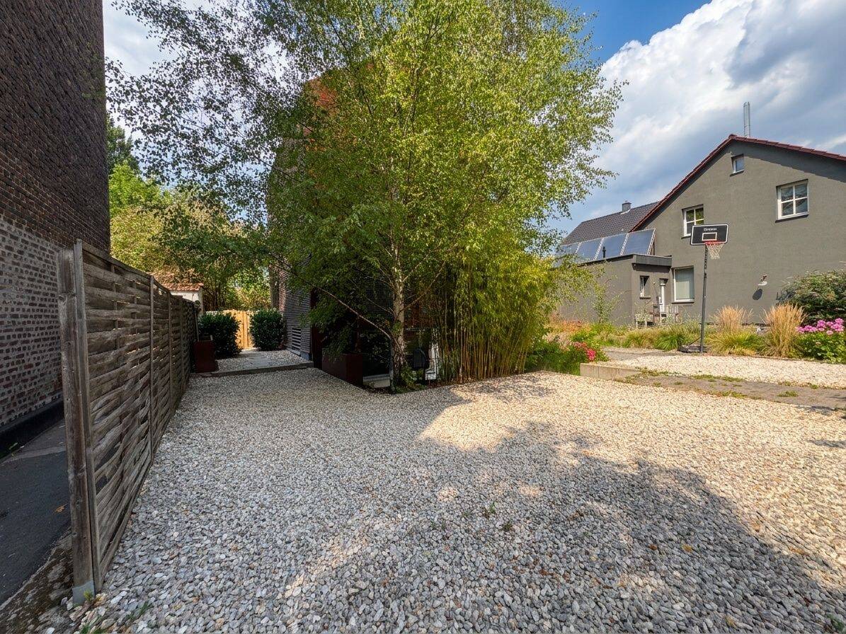 Haus-im-Haus-Wohnen auf ca. 125 m² über drei Ebenen – mit privatem Eingang, Garten und Terrassen, 45479 Mülheim an der Ruhr (Broich Saarn Saarn/Mintard Speldorf)