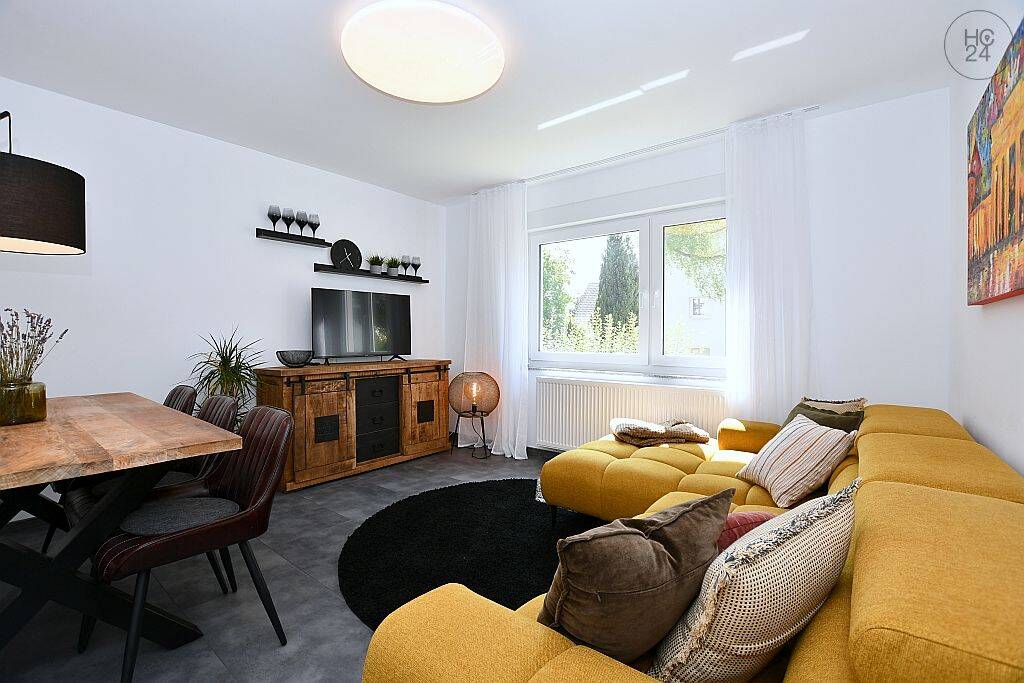 Wunderschöne, modern möblierte Wohnung in Stuttgart Feuerbach, 70469 Stuttgart (Feuerbach Zuffenhausen)