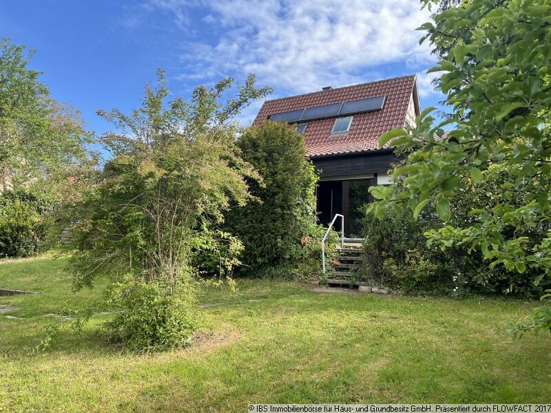 RUHIG UND ZENTRAL: Gemütliches Einfamilienhaus mit Garten und Garage, 74572 Blaufelden