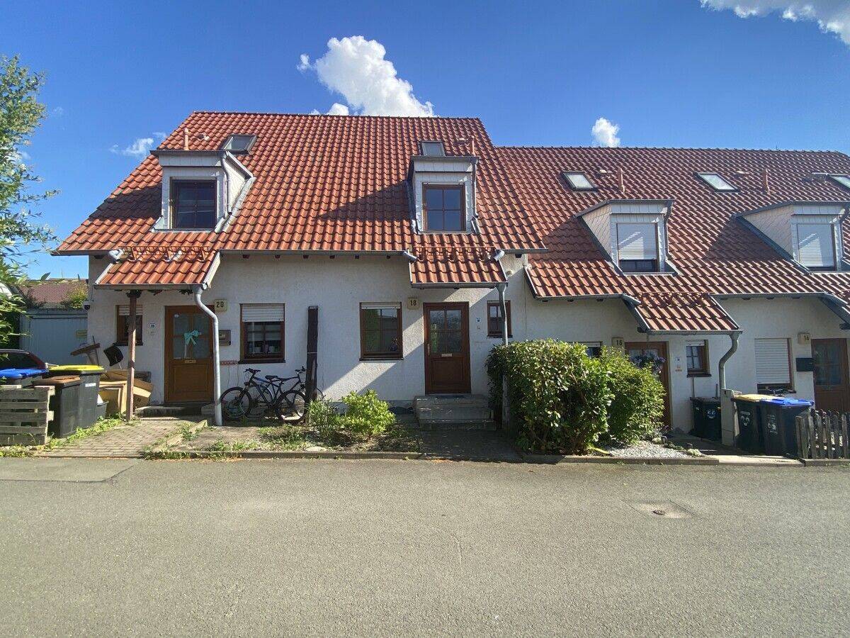 Reihenmittelhaus in Schwerborn – Ruhige Wohnlage, gute Anbindung, 99095 Erfurt (Mittelhausen Schwerborn Stotternheim)