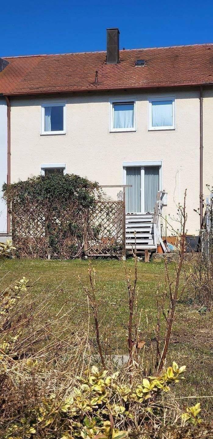 Schön renoviertes RMH mit Garten in Regensburg, 93059 Regensburg