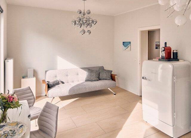 Moderne, möblierte 2 Zi-Wohnung im beliebten Zooviertel mit Südwest-Terrasse, 40237 Düsseldorf (Düsseltal Flingern Nord Mörsenbroich)