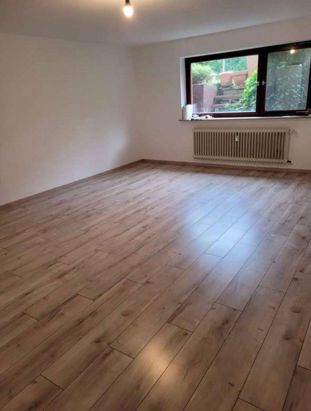 Vollständig renovierte 2 Zimmer Souterrain Wohnung in Eggenstein, 76344 Eggenstein-Leopoldshafen