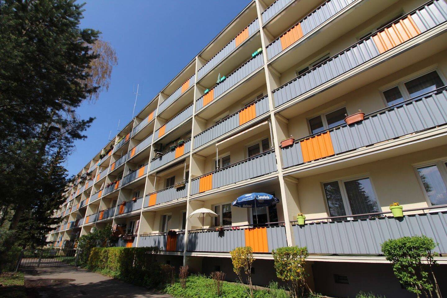 * Blumenviertel * Erstbezug nach Wohnungsrenovierung *, 6122 Halle (Saale) (Nietleben Nördliche Neustadt Saaleaue)