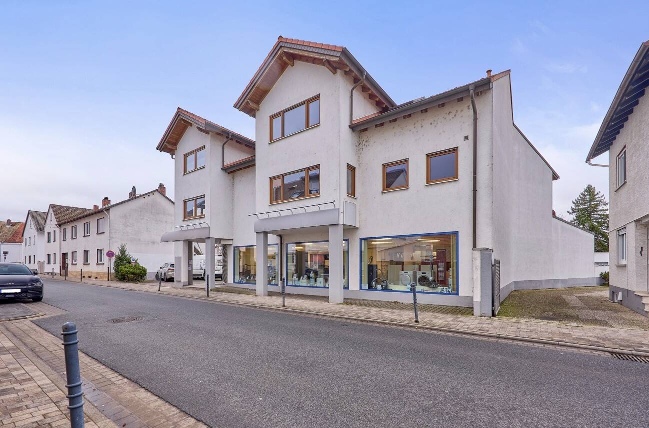 Provision frei, renoviert, 3 Zimmer, PKW Pl. Balkon, Abstellraum, 64560 Riedstadt