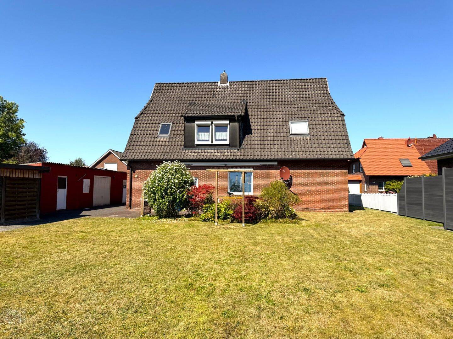 Ärmel hoch, Ideen an – dieses Haus wartet auf seinen Neustart!, 26655 Westerstede