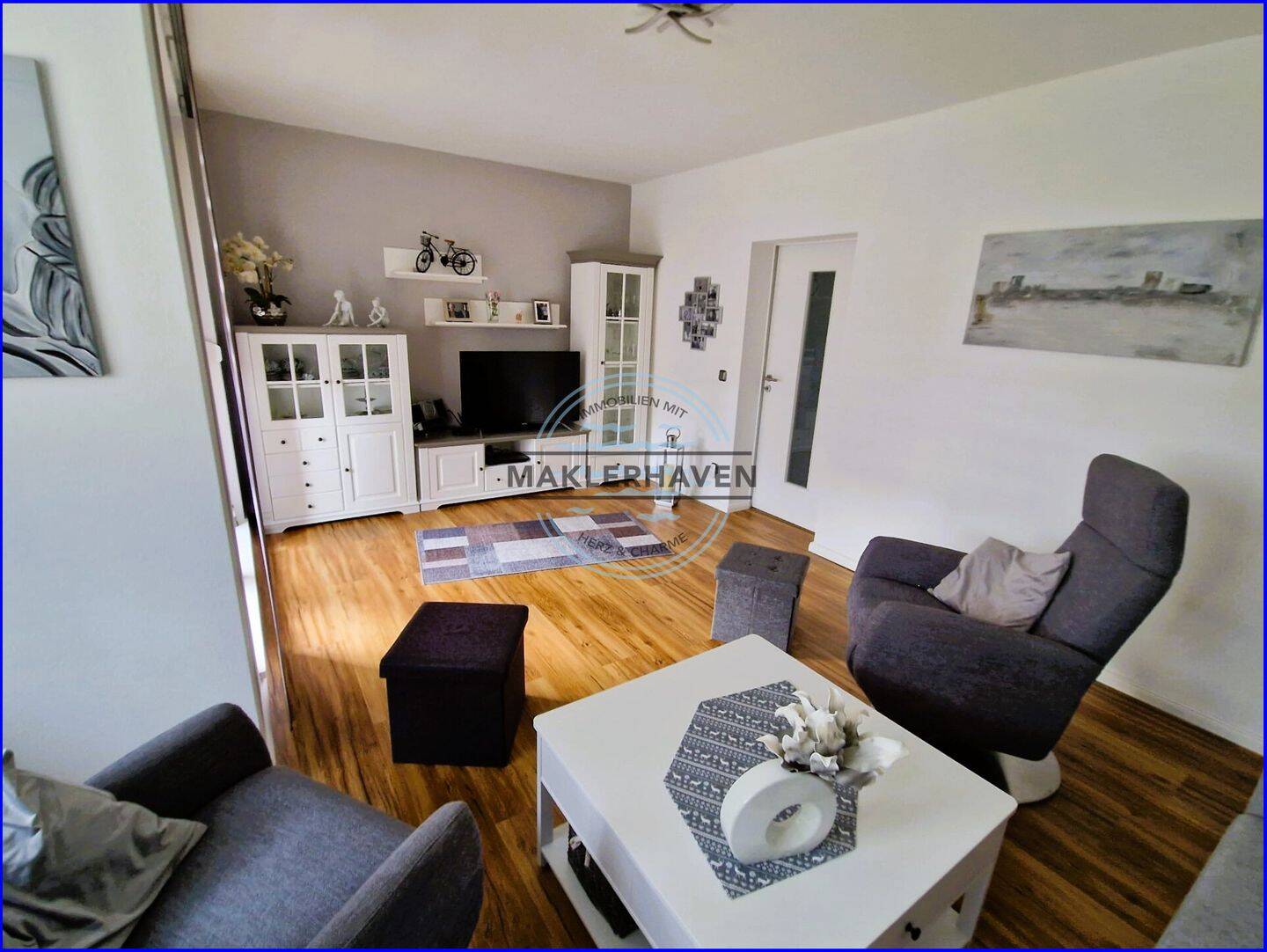 Traumhafte 3-Zimmer-Wohnung mit Südbalkon und moderner Ausstattung, 26389 Wilhelmshaven