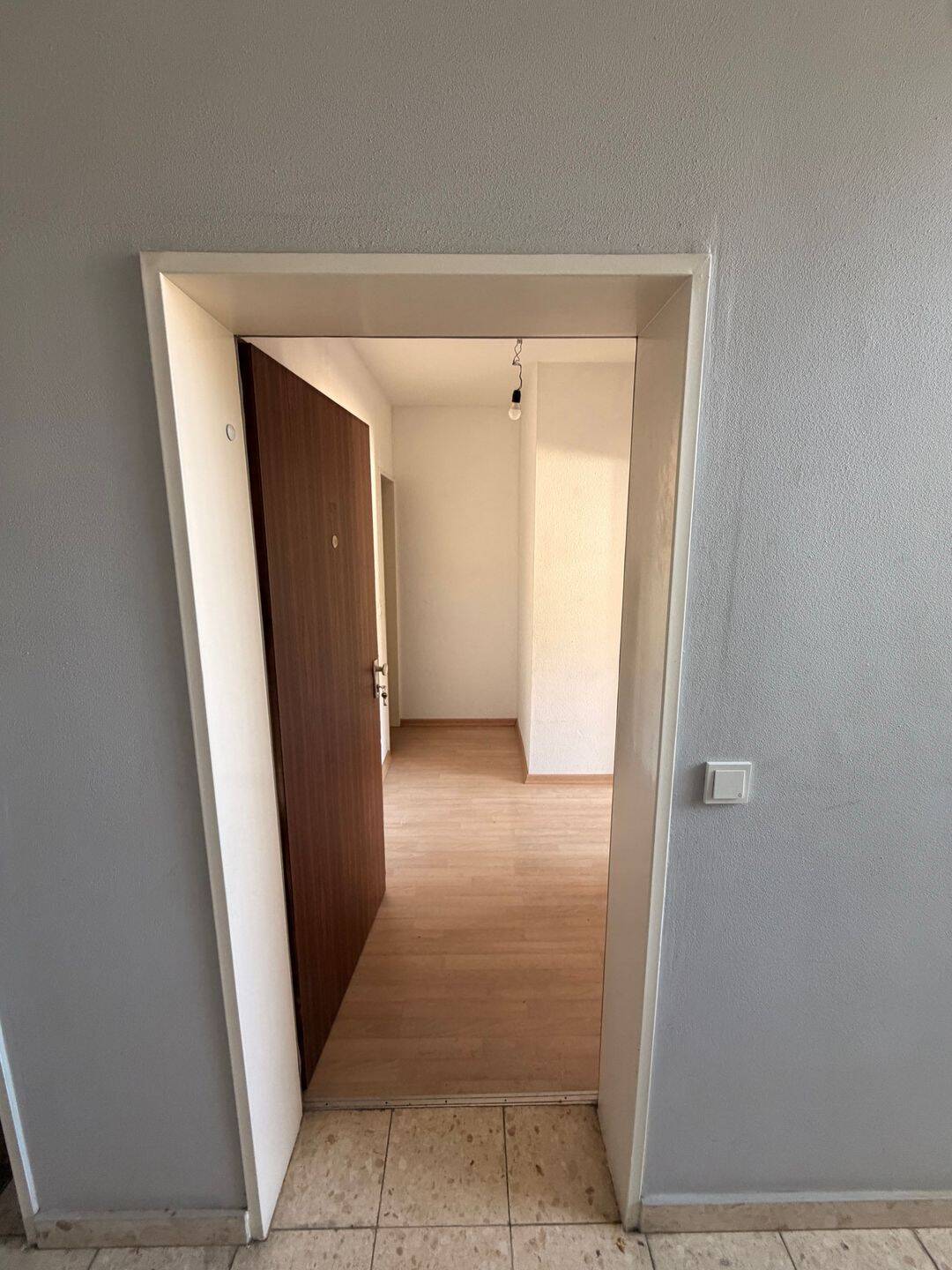 Gut gelegene 1 ZKB Wohnung in Mannheim Neckarau, 68199 Mannheim (Almenhof Neckarau)