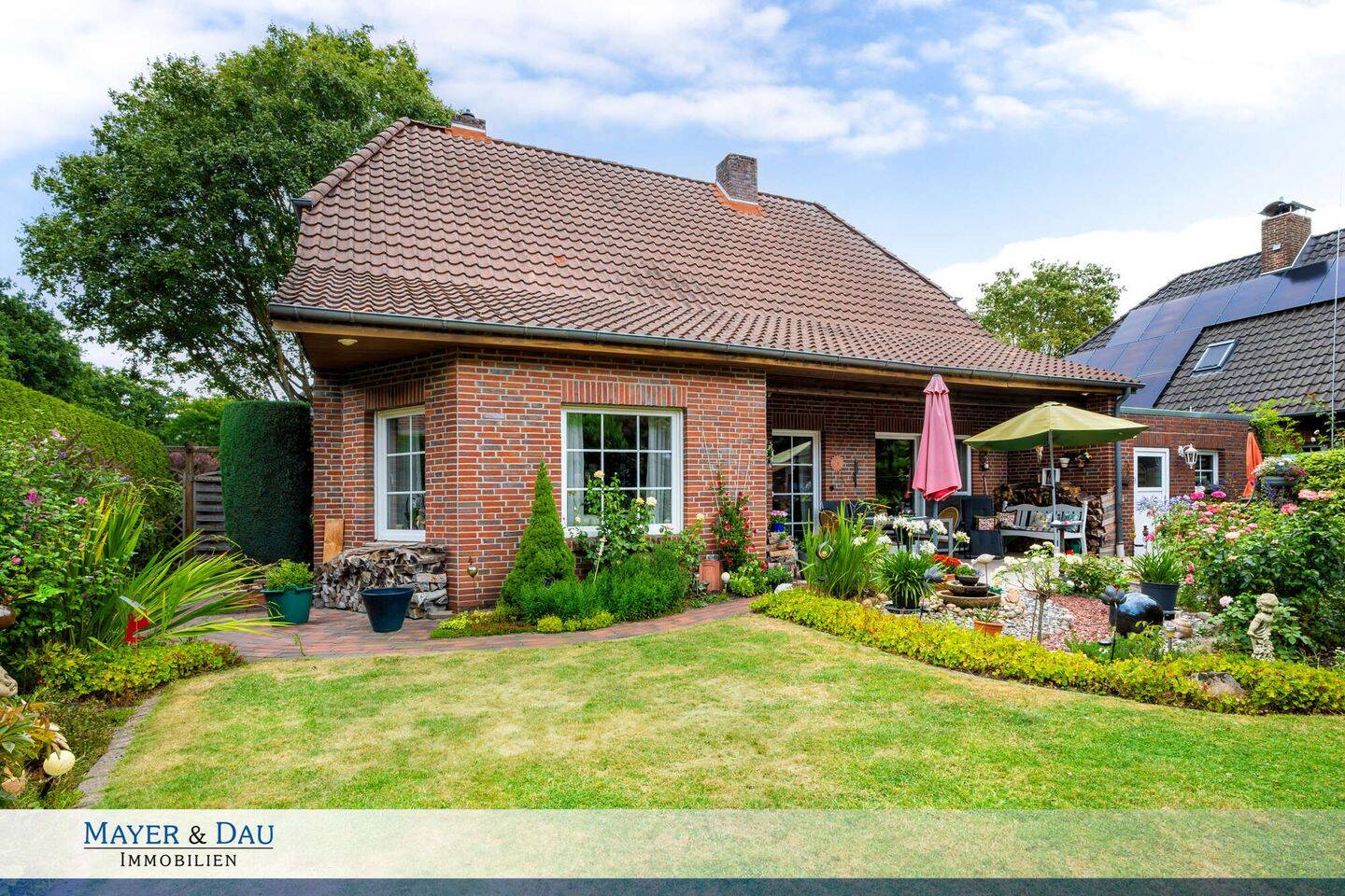 Großzügiges Zuhause mit Südterrasse und liebevoll angelegtem Garten, 26133 Oldenburg (Oldb) (Kreyenbrück)