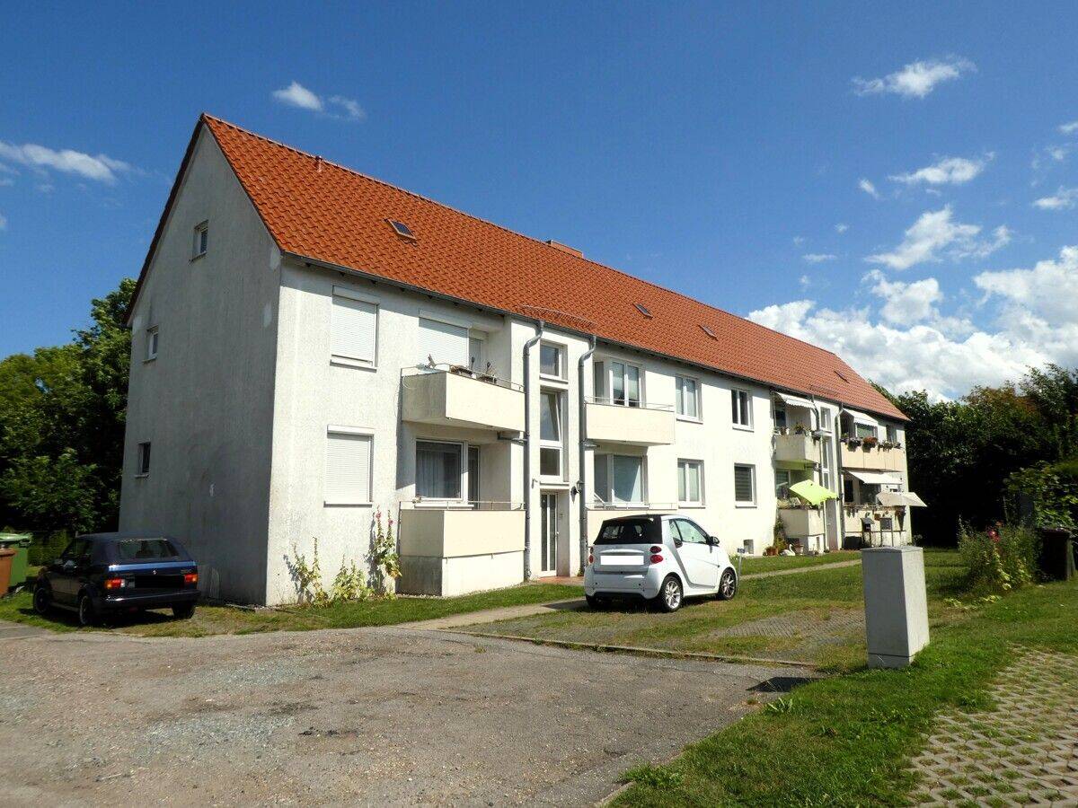 Ostseebad Laboe: Renovierungsbedürftige 2-Zimmer-Wohnung mit Balkon und Stellplatz OTTO STÖBEN GMBH, 24235 Laboe