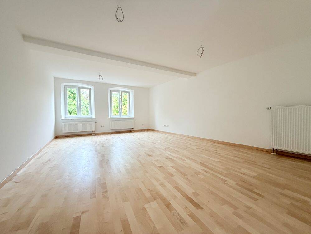 Erstbezug nach Sanierung – 2-Zimmer-Wohnung im Herzen von Hollfeld – frei ab 01.10.2026, 96142 Hollfeld