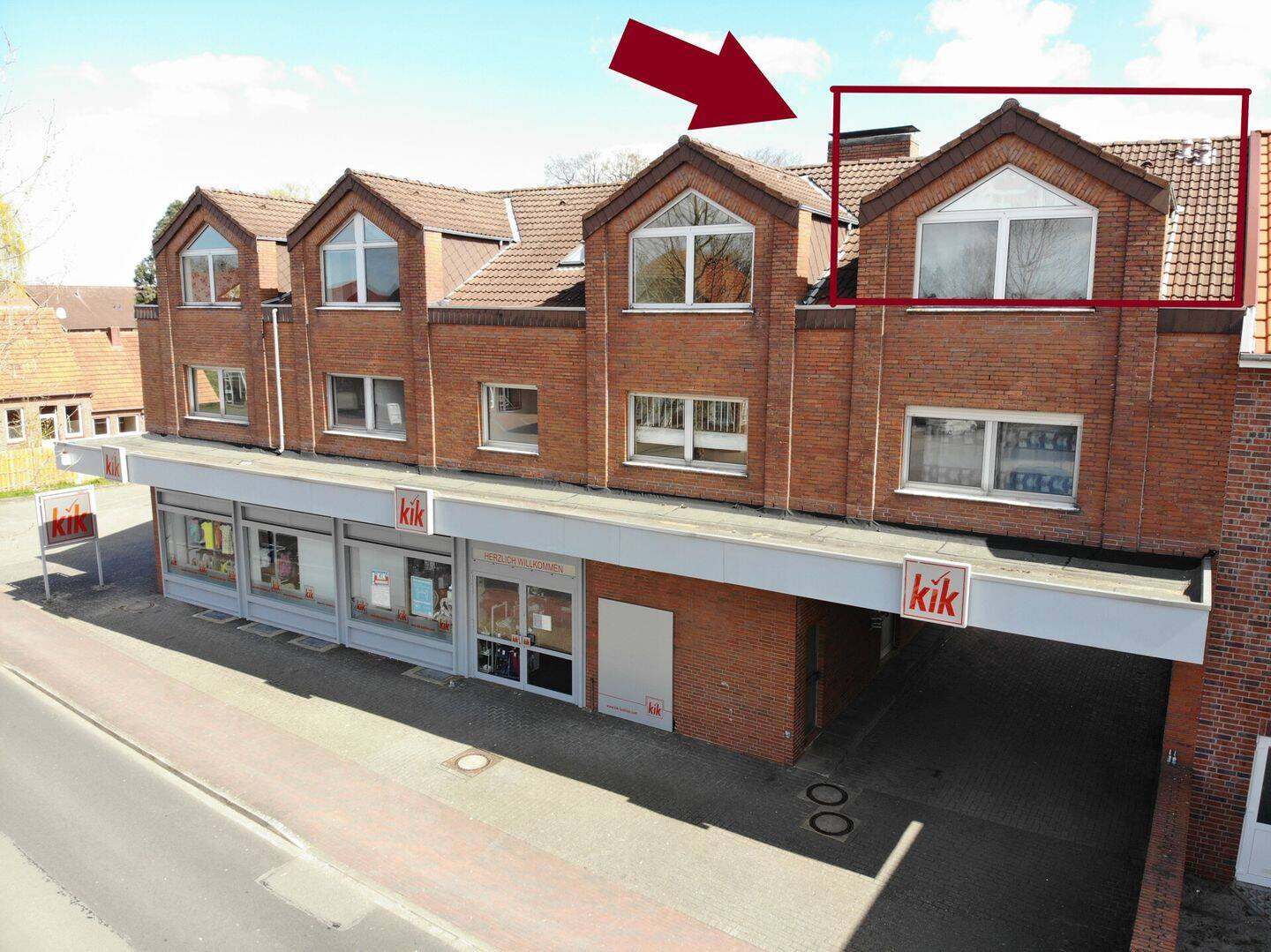 2 Zimmer DG Wohnung am Obenende!, 26871 Papenburg