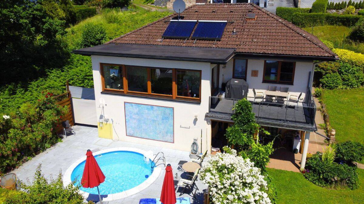 AS-Immobilien.com +++ 1 Familien-Traumhaus mit eigenem Pool im wunderschönen Garten +++, 63637 Jossgrund