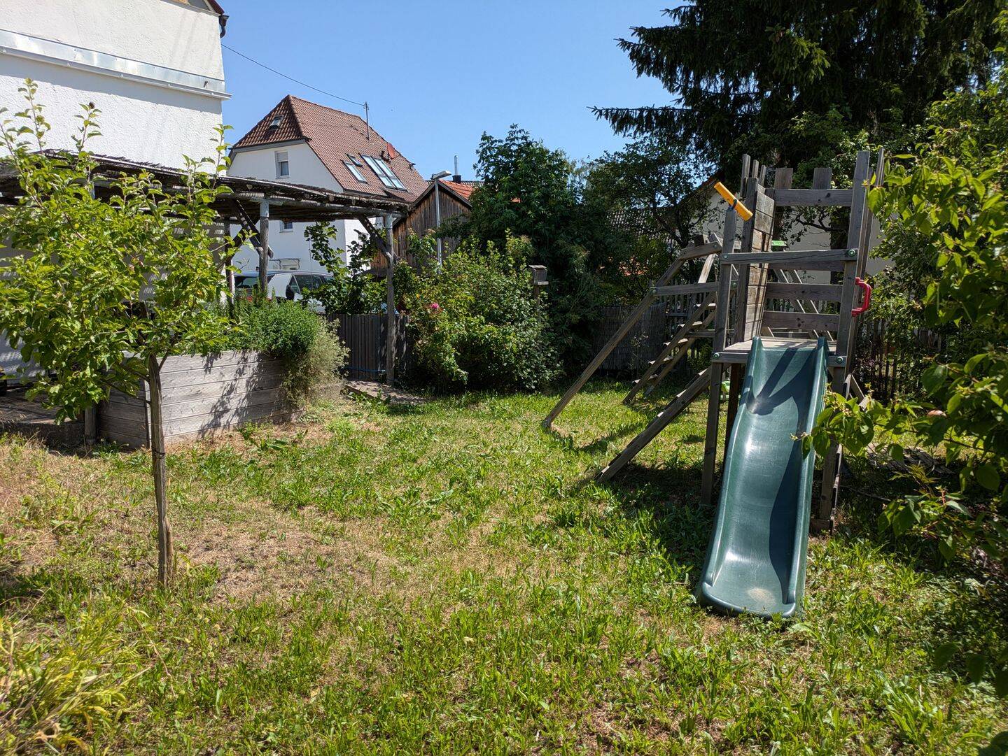 Provisionsfrei !!!Pforzheim-Birkenfeld-Großzügige Doppelhaushälfte, 75217 Birkenfeld