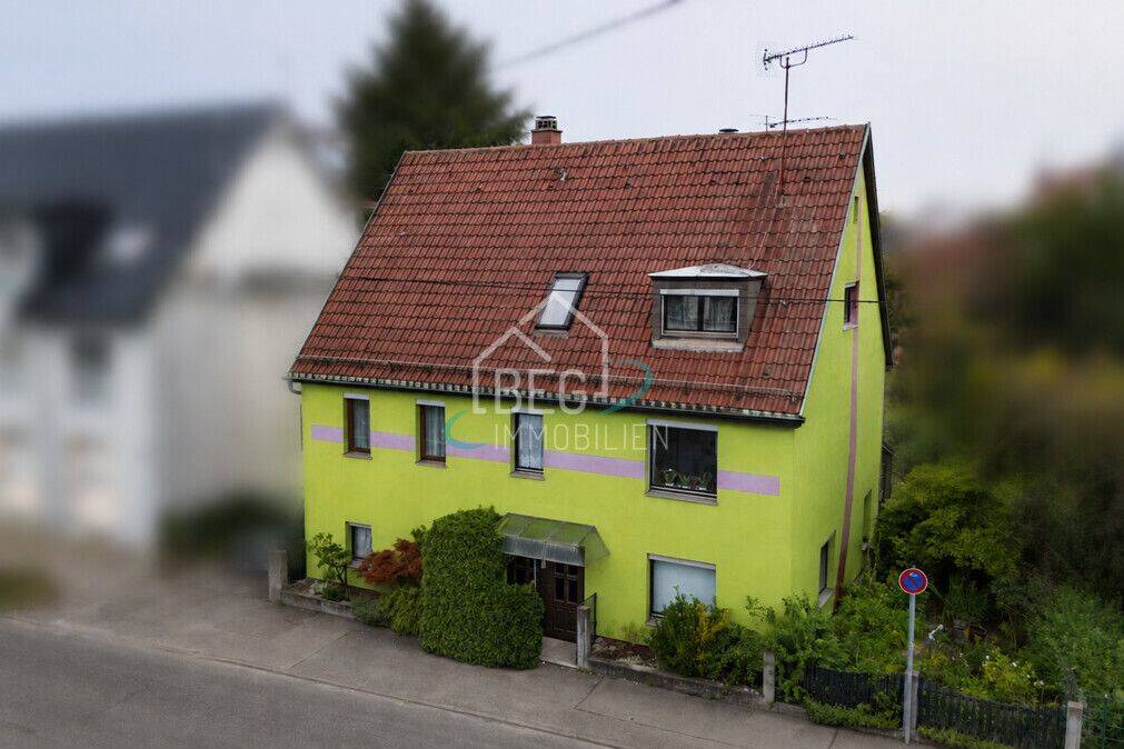 Gartenoase in Möhringen – Einfamilienhaus mit Raum für Ihre Ideen, 70567 Stuttgart (Möhringen)