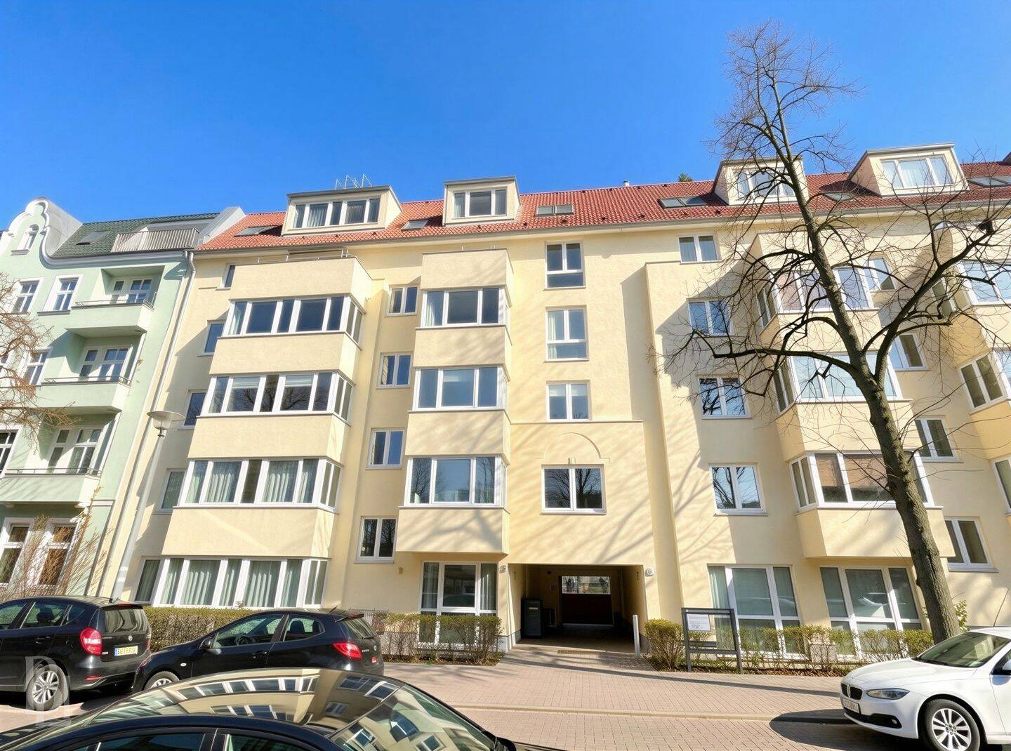 Starke Nachfrage trifft seltenes Angebot: 2 Zimmer mit Loggia und Aufzug, 12489 Berlin (Treptow-Köpenick)