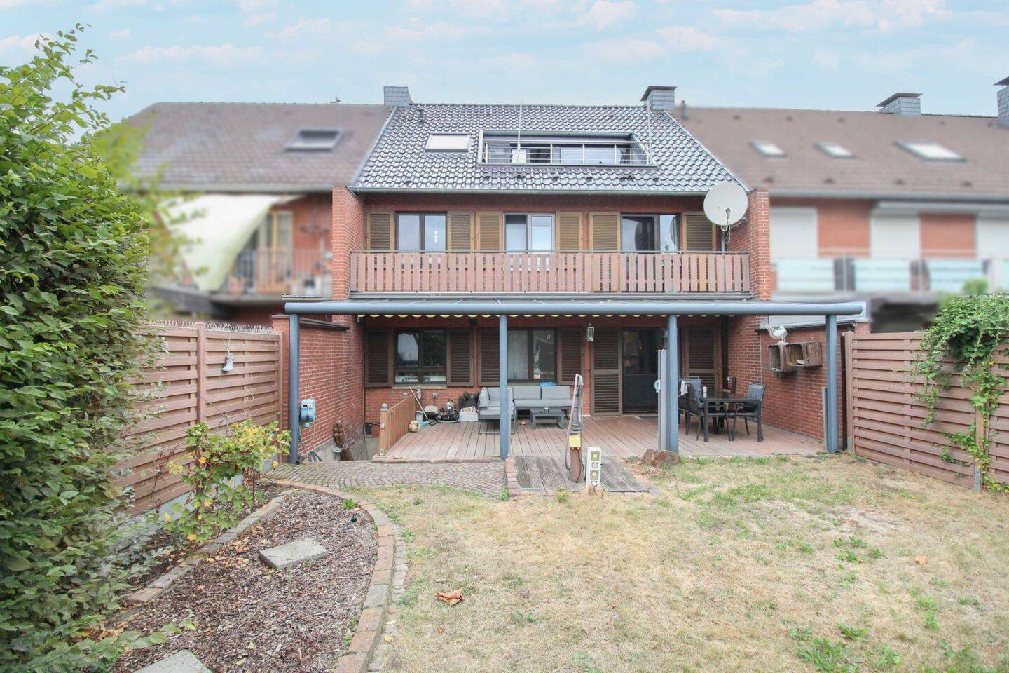 Umfangreich modernisiertes Reihenmittelhaus im schönen Waldniel, 41366 Schwalmtal
