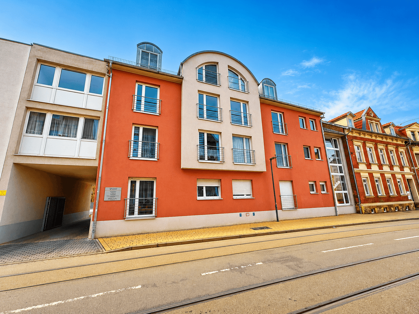 Dachgeschosswohnung mit Aufzug im altersgerechten Wohnen, 6217 Merseburg