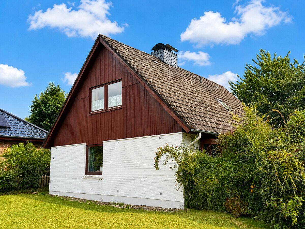 Viel Platz und ein großes Grundstück – Einfamilienhaus mit Potenzial, 24376 Kappeln