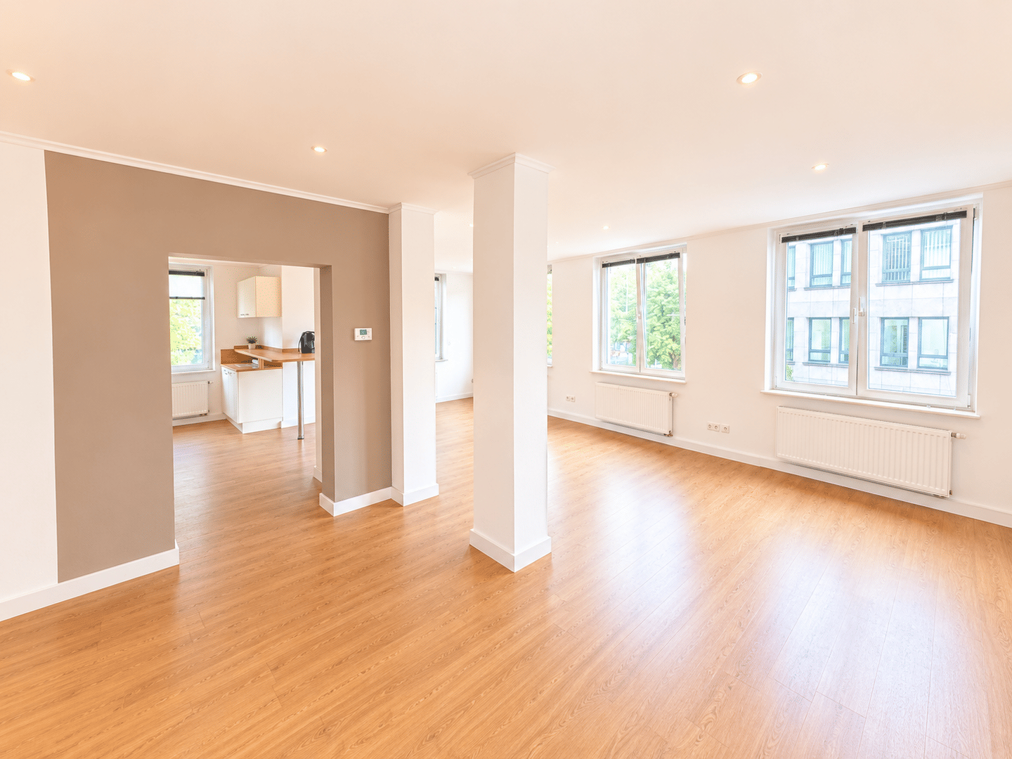 MITTEN IN TRIER | 2-ZKB mit Balkon & Einbauküche am Alleenring., 54290 Trier (Innenstadt Trier-Süd)