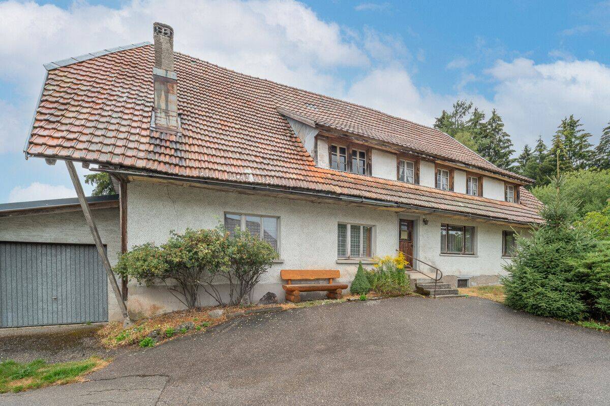 Sonniges Haus für die ganze Familie – enorm großes Grundstück – hier fängt Wohnen richtig an!, 79737 Herrischried