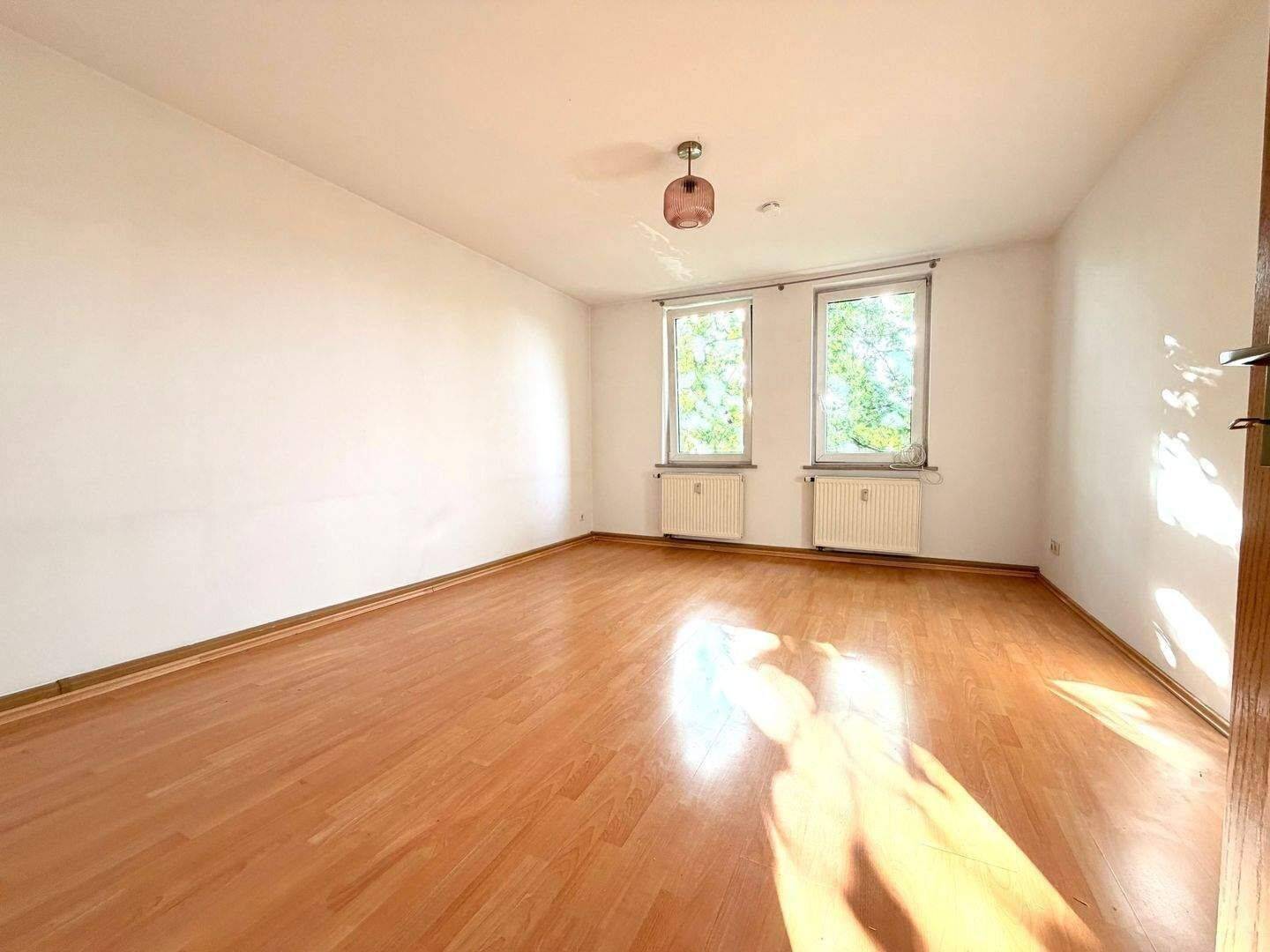 gepflegte 2 Zimmer Wohnung im Nibelungenviertel +++ direkt am Nuerbanum +++, 90461 Nürnberg