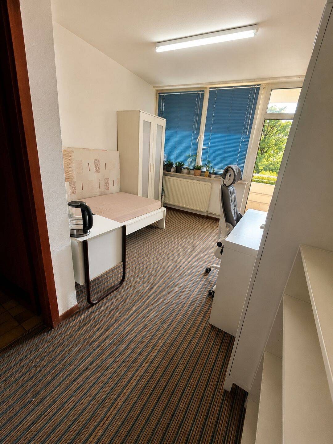 1Zimmer möbliertes Appartement, 20 qm mit Balkon, in Toplage in Kaiserslautern zu vermieten., 67655 Kaiserslautern (Innenstadt)