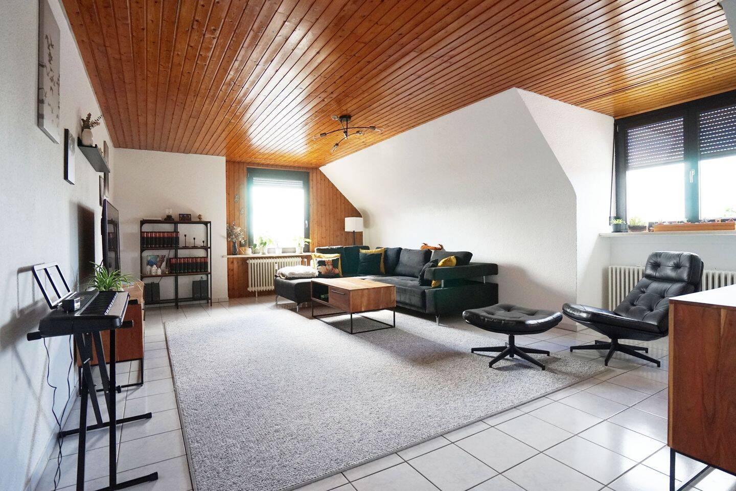 Traumhafte 4,5 Zi mit Tageslichtbad inkl. Dusche + Badewanne, 90584 Allersberg