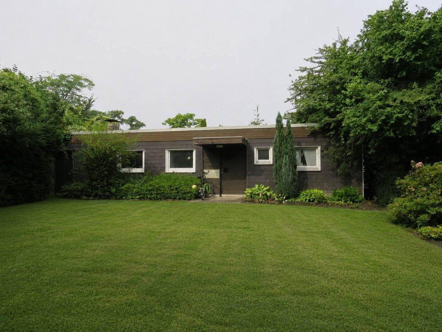 Bungalow mit großem Grundstück und viel Potenzial in außergewöhnlich ruhiger Lage, 33619 Bielefeld