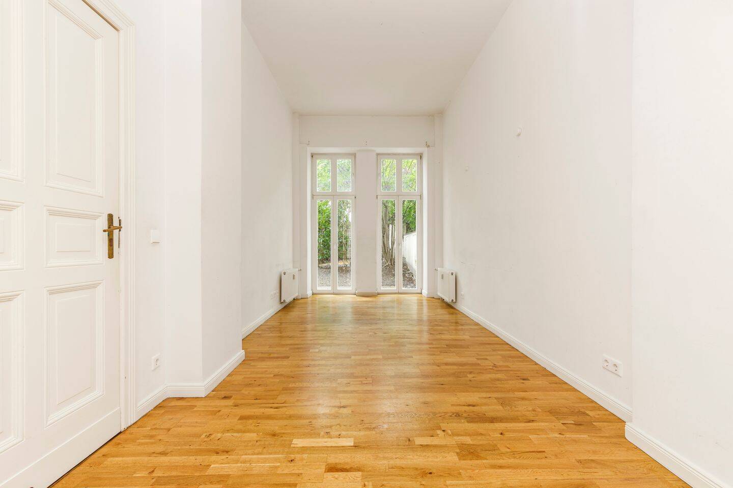 Berlin von seiner schönsten Seite: Charmanter Altbau mit Terrasse und privatem Garten in bester Lage, 10437 Berlin (Pankow Prenzlauer Berg)