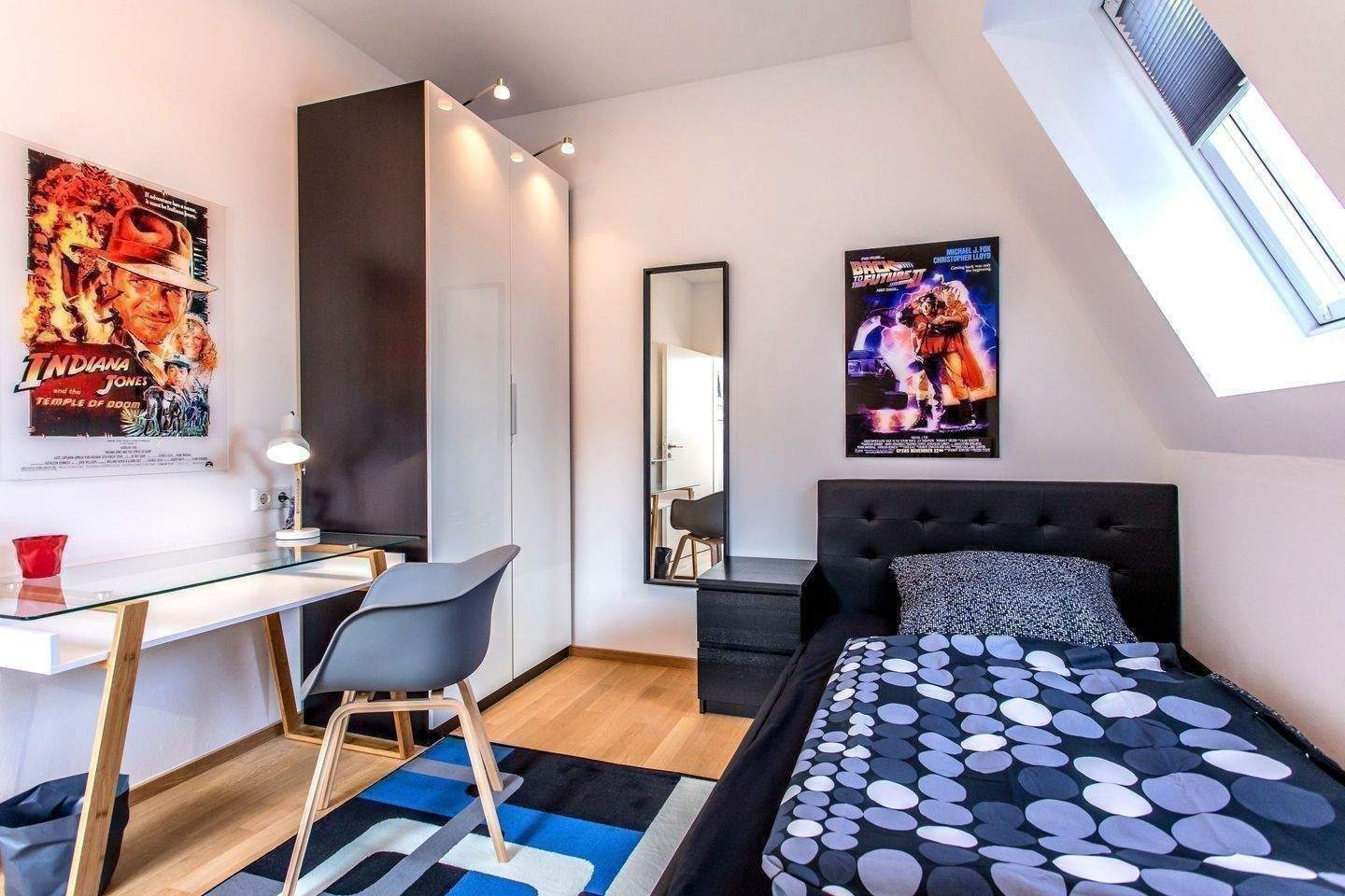 Ab Sofort – modern & hochwertig ausgestattetes Zimmer in schöner 4er WG – mitten im Szeneviertel, 60329 Frankfurt am Main (Bahnhofsviertel Gallus Gutleutviertel Innenstadt)